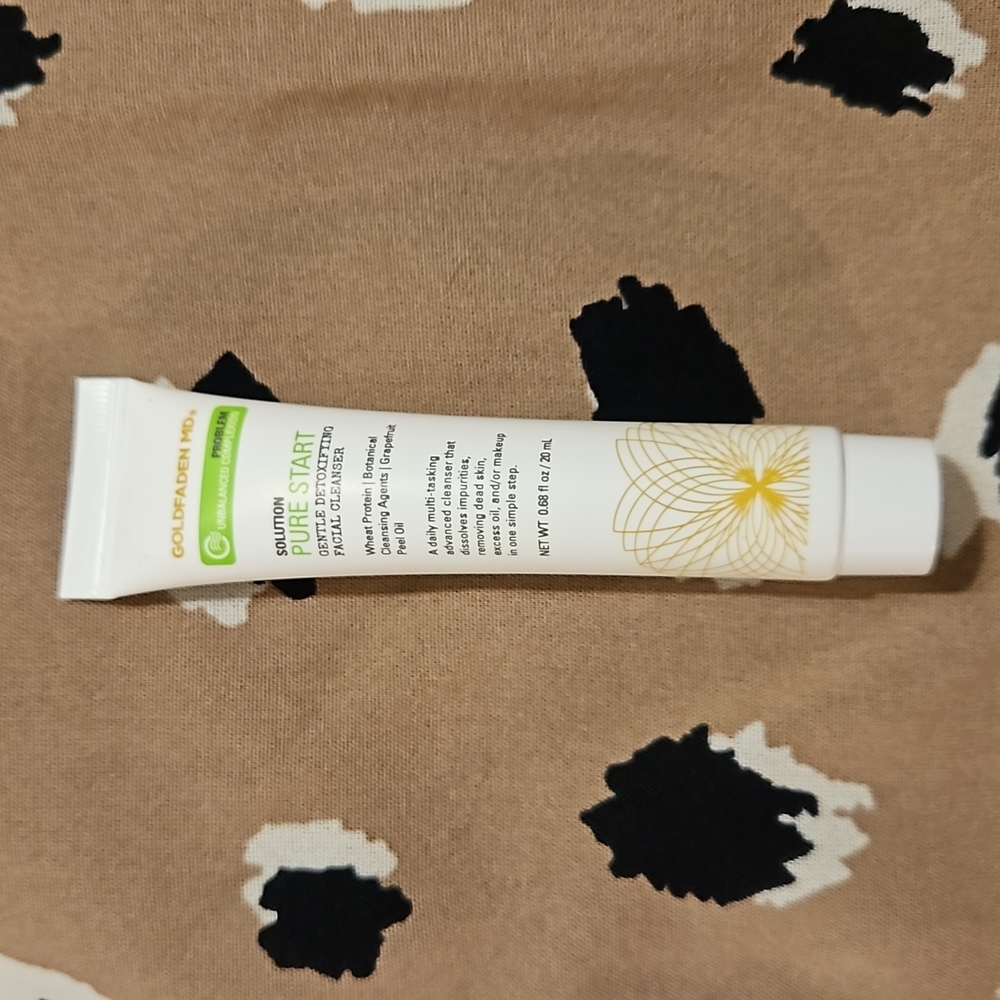 Pure Start Gentle Detoxifying Facial Cleanser (5 for $20)
